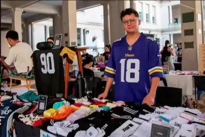 Más de 120 estudiantes llenarán Plaza Carbó con sus productos: la feria que nació en un chat