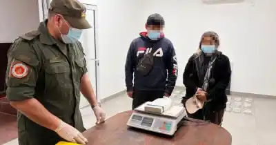 Intentó escapar de un control de Gendarmería en Salta y abandonó una carga que lo delató