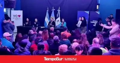Entregaron 40 terrenos en Río Gallegos: el emotivo pedido del intendente a las familias
