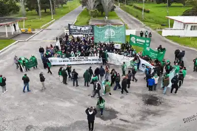 La base de Punta Indio, en jaque: ATE para y marcha con un mensaje que excede lo laboral