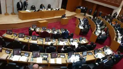 Representantes de Monteros en la “mesa de conducción” de la Legislatura tras la destitución Vargas Aignasse