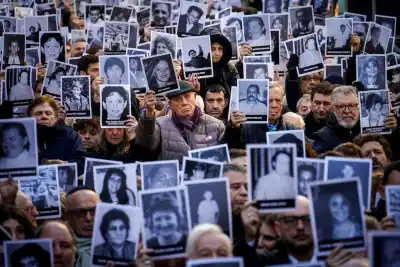 AMIA: el jueves se define si los 10 acusados iraníes pueden ser juzgados sin estar presentes