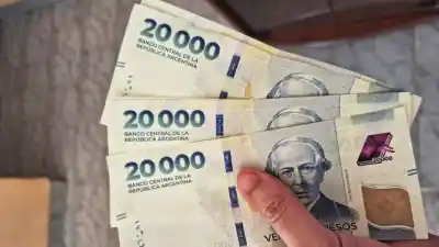 Pagó en cuatro locales de María Grande con billetes de $10.000: lo que descubrió la Justicia