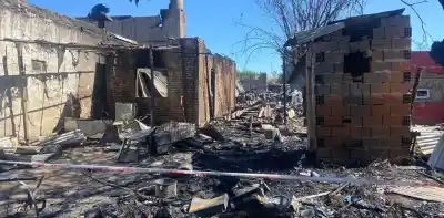 Explosión en Mariano Acosta: Garrafas volaban como misiles y dejaron un barrio en shock