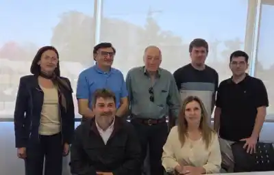 Firmaron un convenio en Suncho Corral y ahora el internet gratuito llegará a lugares inesperados