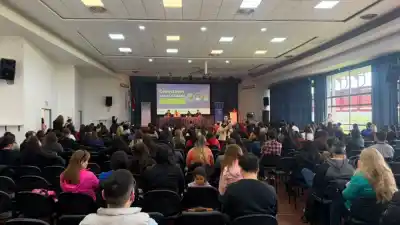 Alerta por las apuestas online en adolescentes: capacitaron a más de mil docentes en Misiones