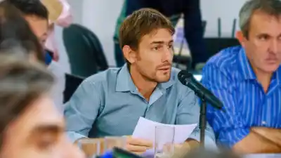 Torroba le puso un freno a la alianza opositora: "Hay que descartar a Comunidad Organizada"