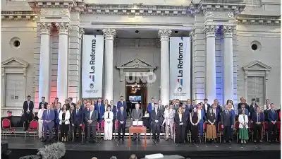 Santa Fe cambió su Constitución hace un año, pero estas leyes clave todavía no existen