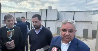 Jalil recorrió la planta que se amplía en El Pantanillo: el anuncio que toca el bolsillo de varios sectores
