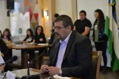 Bariloche debate su Carta Orgánica: la advertencia de Del Río sobre lo que se vota
