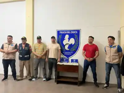Fue a devolver algo a la policía y terminó complicado: el dinero que llevaba no era lo que parecía