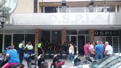 Denuncian que OSPIA dejó sin cobertura a electrodependientes y postrados