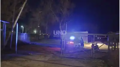 Gritos en barrio Chalet: entraron y lo encontraron con las manos en el cuello de su expareja