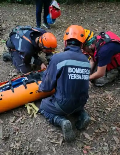 La excursión escolar por las yungas terminó con una alumna inmovilizada y más de dos horas de rescate