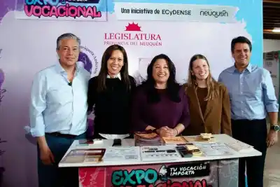 La Expovocacional abre sus puertas en Neuquén: cientos de estudiantes ya recorren los stands