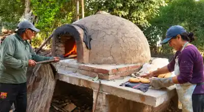 Cinco peregrinaciones llegan a Pulares y los vecinos ya tienen todo listo: el gesto que sorprendió a los caminantes