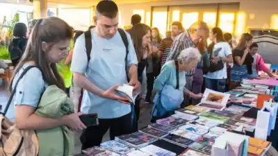 La Feria de Arte Paraná suma un espacio que no estaba en los planes de nadie