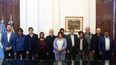 Jujuy promete agua para la Puna con regalías mineras, pero en Tusaquillas no ven un peso