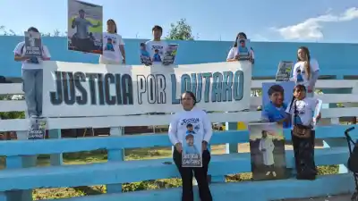 La mamá de Lautaro Flores estalló: "No tiene pulsera ni custodia, pero está en su casa"