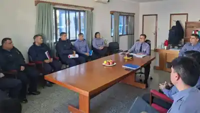 Los jefes policiales de Roca se reunieron a puertas cerradas: qué resolvieron