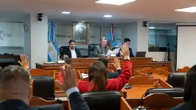 El Senado de Catamarca aprobó una ley contra los deepfakes sexuales y otra que protege un templo de dos siglos