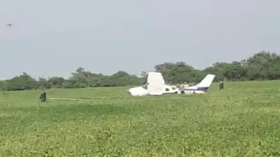 La avioneta fumigadora cayó en un campo de Ceibas y el piloto terminó en el hospital