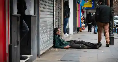 El ingreso que una familia mendocina necesitó en agosto para no caer en la pobreza