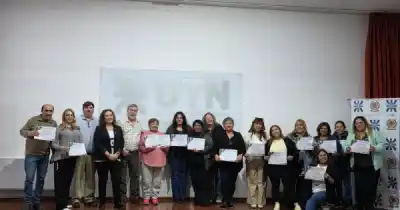 UTN entregó certificados de una diplomatura en cuidados: los gestos que sorprendieron en el acto