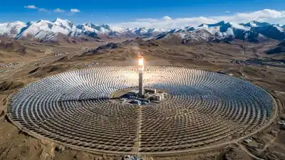 Con casi 16.000 espejos a 4.650 metros de altura, China logró algo inédito en el Tíbet