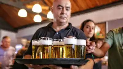 El liso santafesino ya es ley en toda la provincia: qué dice la norma que firmó Pullaro