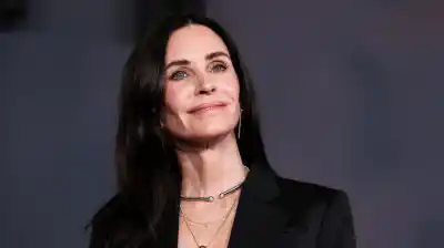 El secreto que Courteney Cox descubrió después de los 60 y que cambió su rutina para siempre