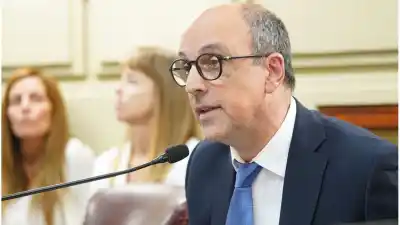 Santa Fe: el sistema para reclamar por calles, luces y plazas que ya usan los vecinos
