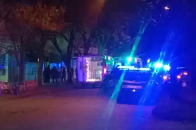 La noche en que los "jueves locos" de La Banda terminaron con un comisario en la banquina