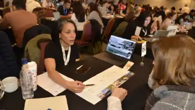 Bariloche quiere quedarse con un turismo que no depende del verano: ya formó a los primeros 39