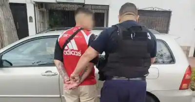 Detienen a un joven en Tupungato con un cargamento insólito en su bicicleta