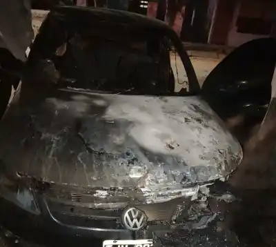 Un auto ardió en Santa Rosa y una sospecha inesperada cambió la investigación