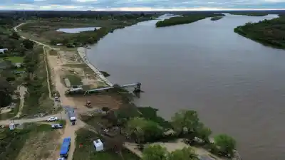 La obra clave para frenar al río en Colastiné Sur entró en su tramo final, pero apareció un obstáculo que nadie había previsto