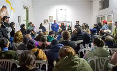 Uriburu: la intendenta Ferrer y un ministro clave se reunieron con la militancia, pero lo que dijo él al final llamó la atención
