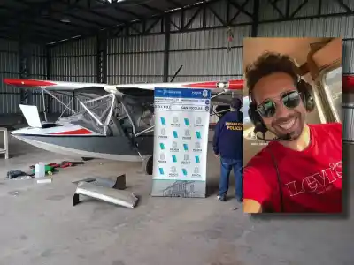 Un piloto acrobático tenía un hidroavión, un auto que parecía patrullero y una frase que lo delató