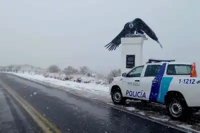 San Luis bajo nieve: los caminos que quedaron cortados y la zona donde sigue cayendo con fuerza