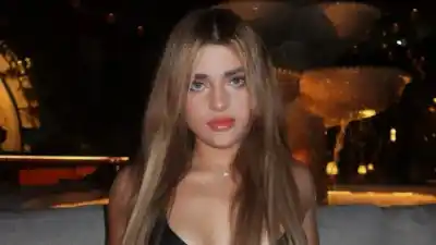 Marta Fort deslumbra con un look de noche que revela un cambio inesperado