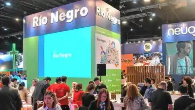 Río Negro se lleva el eclipse 2027 a la feria de turismo más grande de la región