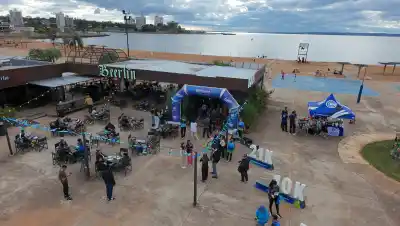 Corren con el corazón: la historia del joven que la rompe en la Media Maratón de Posadas