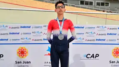 Santiago del Estero volvió a subir al podio nacional: el patinador que se quedó a un paso del título