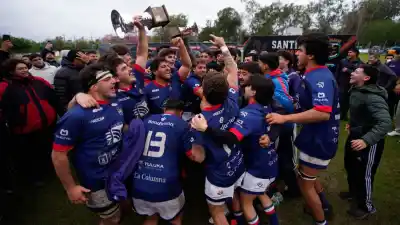 Perdía 5-0 y lo dio vuelta en 20 minutos: el León rugió y se quedó con la Copa Tivarello