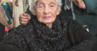 Tiene 103 años, fue una de las primeras docentes formadoras de Catamarca y hoy la llaman de una manera muy especial
