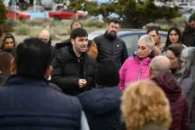 Reclamó tierras a YPF para los vecinos del Cerro Hermitte y ahora reveló qué hará con los lotes