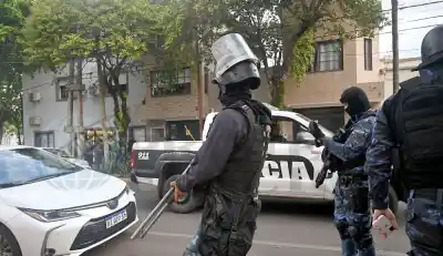 Denunció a su pareja por violencia de género y la policía encontró algo más en la casa