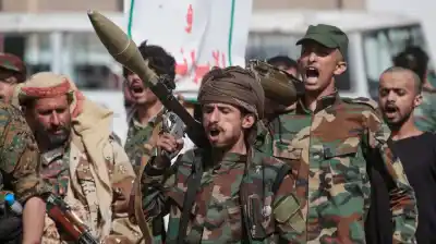 Yemen: los hutíes tomaron un punto clave del mar Rojo y lanzaron un ataque inesperado