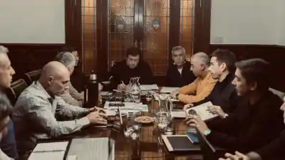 Weretilneck vuelve a la campaña con la CGT, pero su propio Gabinete le juega en contra